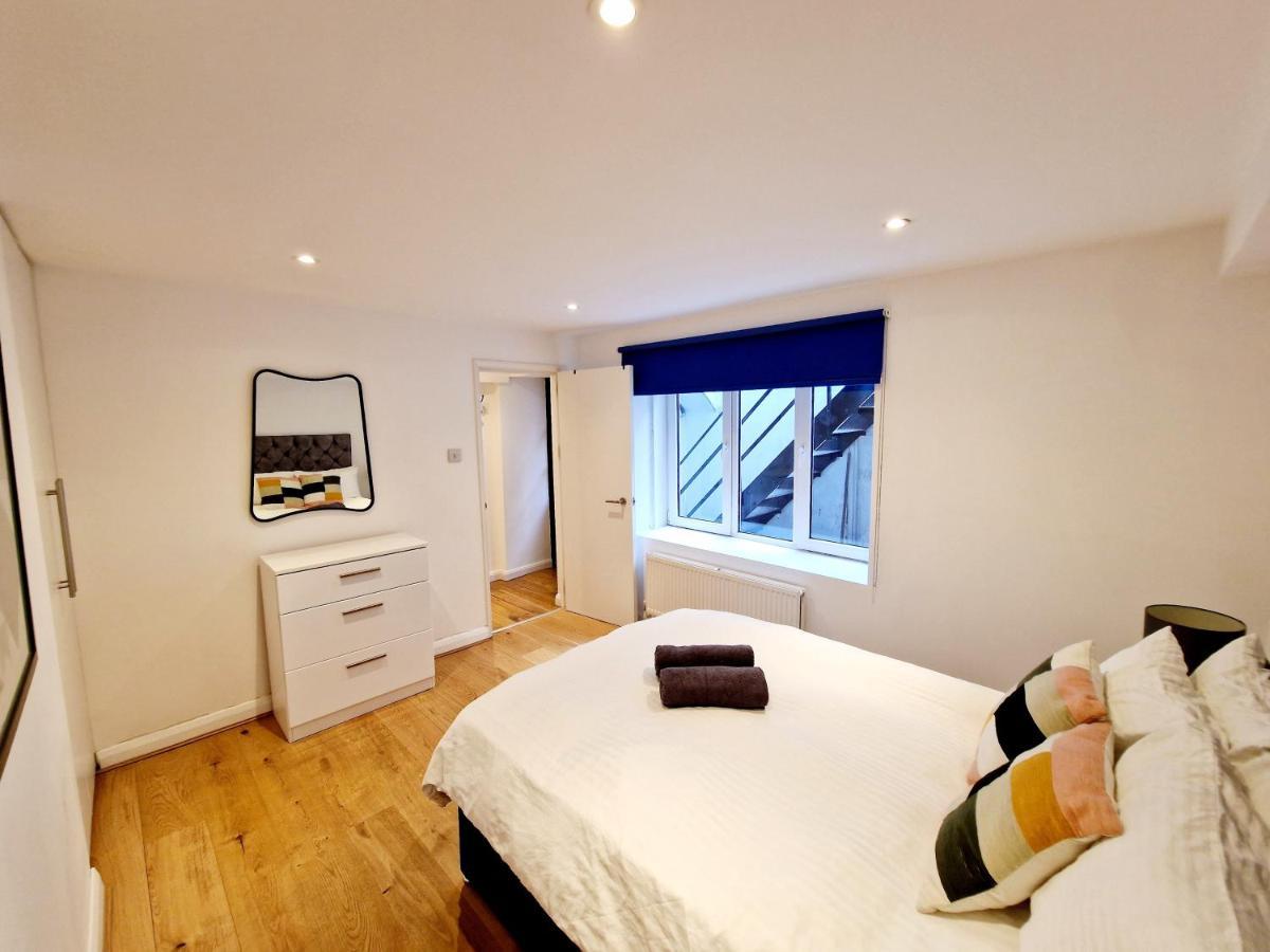 Beautiful Hyde Park Flat By Lancaster Gate Station With Private Back Patio Appartement Londen Buitenkant foto